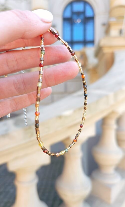 Krelles ar cirkonijiem ikdienas mirdzumam